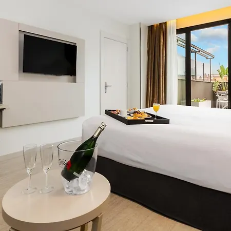 Grums & Hotel Barcelona
