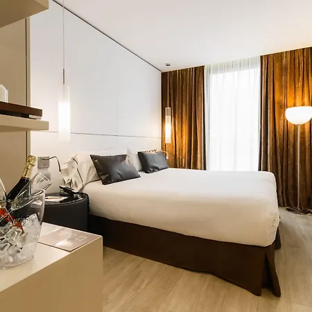 Grums & Hotel Barcelona