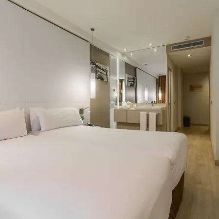 Grums & 4* Barcelona