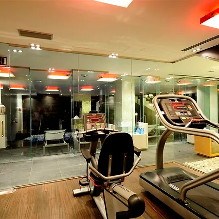 Grums & Hotel Barcelona
