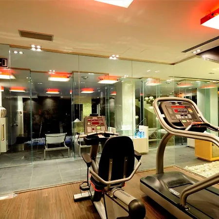 Grums & Hotel Barcelona