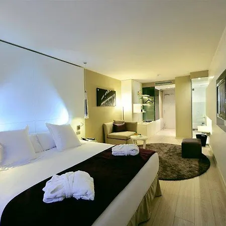 Grums & Otel