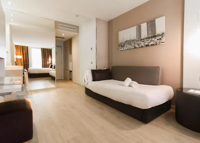 Hotel Grums & 4*