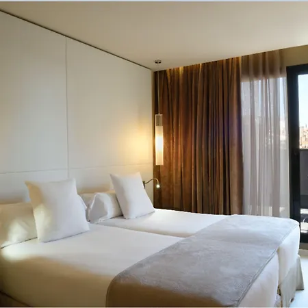 Grums Hotel&spa 4*